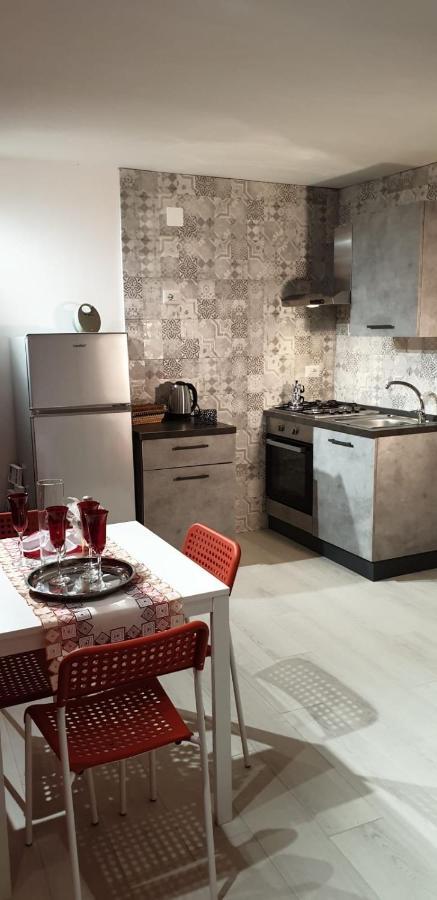 Casa Di Tilde Apartment เนเปิลส์ ภายนอก รูปภาพ