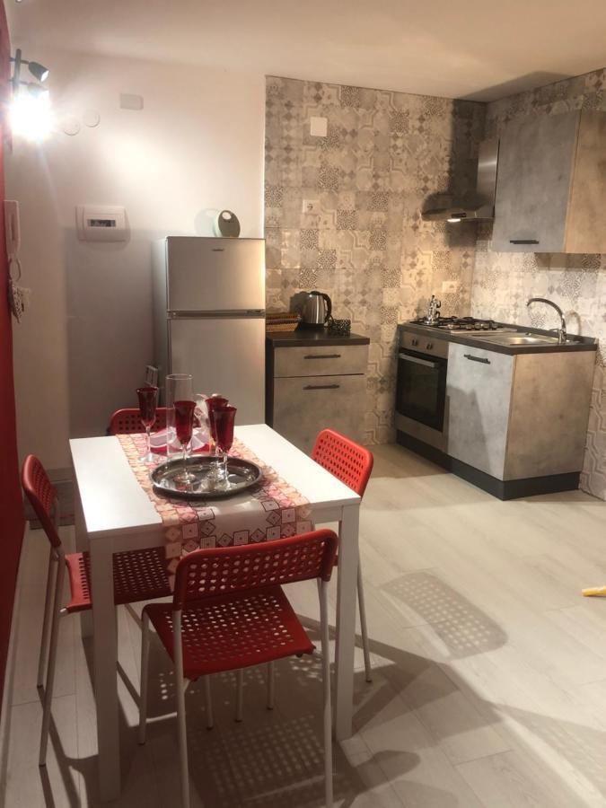 Casa Di Tilde Apartment เนเปิลส์ ภายนอก รูปภาพ